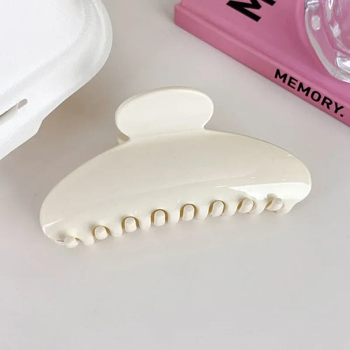 Soft Set Claw Clip — Milky White